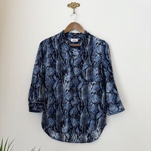 L'Agence Blue Myst Salvadora Snake Print Ryan Blouse Small Flaw
